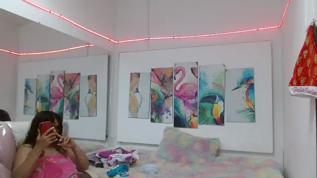 Snapshot of alegriamartinez chatting on February 3, 10:21 pm alegriamartinez online show from February 3, 10:21 pm