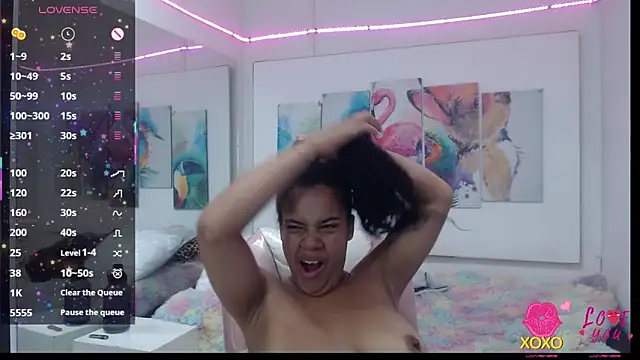 Snapshot of alegriamartinez chatting on November 8, 6:40 pm alegriamartinez online show from November 8, 6:40 pm