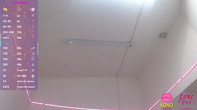 Snapshot of alegriamartinez chatting on November 15, 12:02 pm alegriamartinez online show from November 15, 12:02 pm