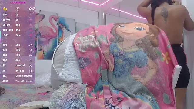 Snapshot of alegriamartinez chatting on December 16, 11:15 am alegriamartinez online show from December 16, 11:15 am