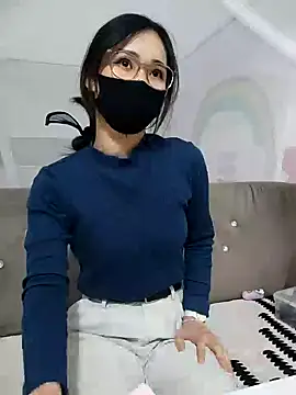 I AM NOT A SLUT online show from December 18, 2:32 am