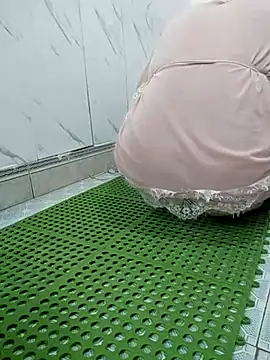 I AM NOT A SLUT online show from January 10, 9:02 am