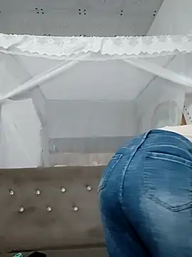 I AM NOT A SLUT online show from March 5, 4:02 am