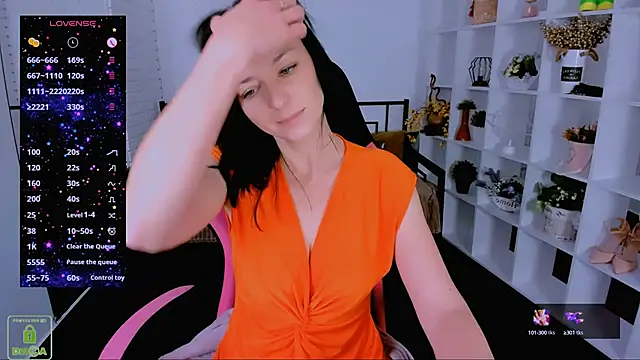  Kelly   online show from December 6, 8:15 am