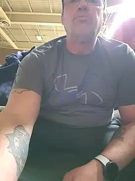 Snapshot of Cockrub1 chatting on December 13, 9:20 pm Cockrub1 online show from December 13, 9:20 pm