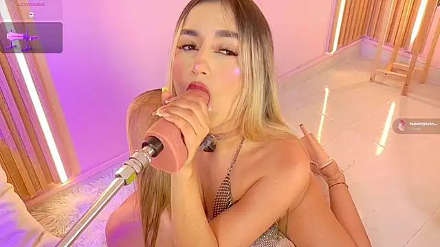 alison collins online show from April 4, 7:33 pm