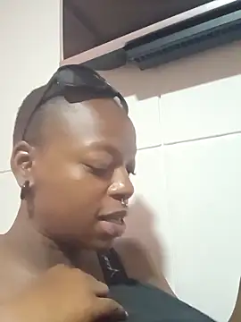 Coco Kiss online show from April 2, 6:27 pm