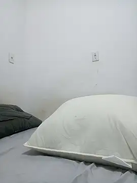 casal7722 online show from November 13, 4:39 pm