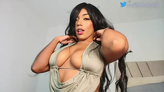 mollyrivera online show from July 29, 5:49 am