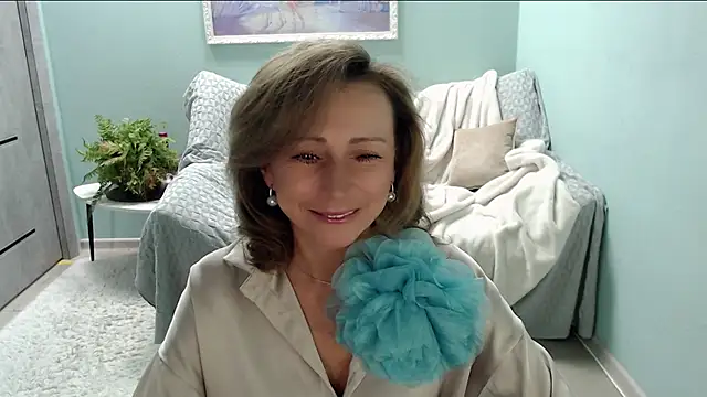 HornyMilf 777 online show from March 17, 5:12 am