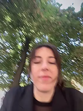 Snapshot of MommmyYummy chatting on September 14, 7:29 am MommmyYummy online show from September 14, 7:29 am