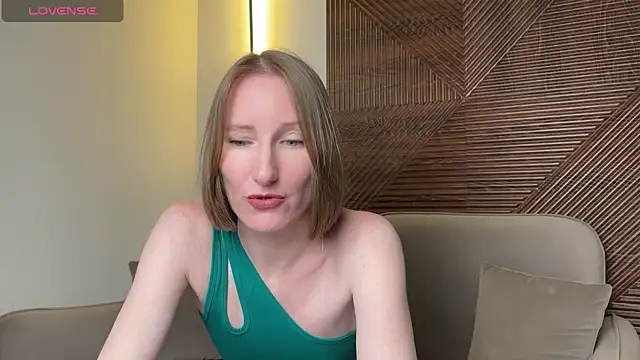 MonikaBos online show from August 6, 9:28 pm