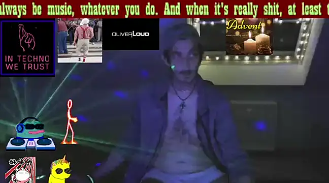 Snapshot of RevilO1180 chatting on December 3, 10:18 pm RevilO1180 online show from December 3, 10:18 pm