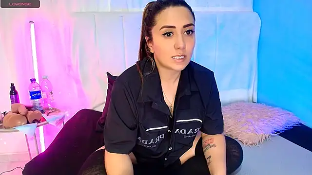 Natasha Wilde  online show from October 29, 10:44 pm