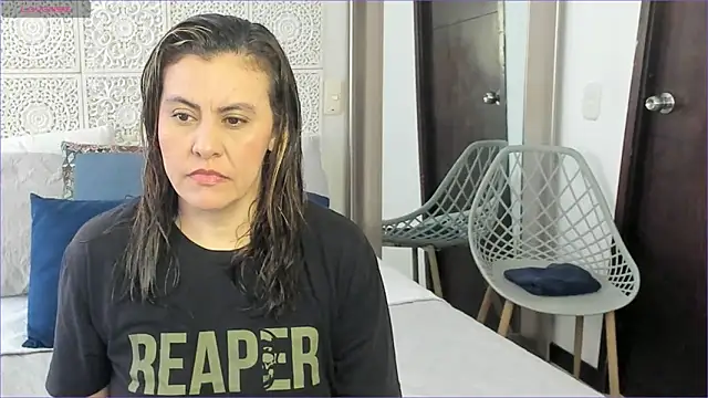 V monse online show from February 16, 2:00 pm