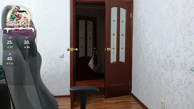 Nelly Fischer online show from December 22, 3:44 pm