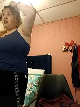 EllisW8 online show from February 26, 10:58 am