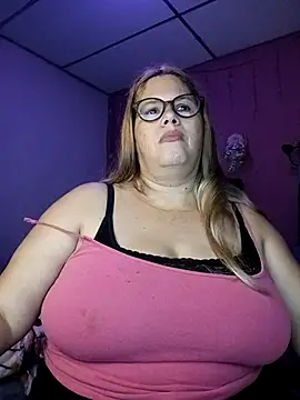 EllisW8 online show from September 18, 11:34 am