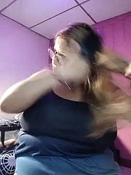 EllisW8 online show from September 24, 11:02 am