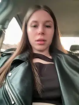 MilissaSee online show from March 13, 1:29 pm