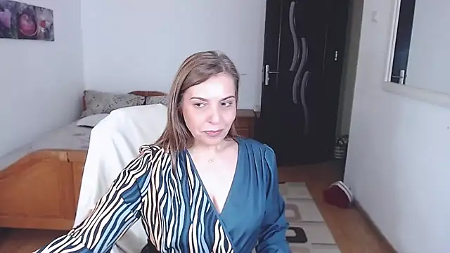 evamaria2024 online show from November 24, 9:42 am