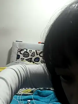 Snapshot of 2ScarletandRyan8 chatting on December 25, 10:37 pm 2ScarletandRyan8 online show from December 25, 10:37 pm
