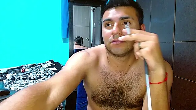 Snapshot of 2ScarletandRyan8 chatting on February 3, 10:54 pm 2ScarletandRyan8 online show from February 3, 10:54 pm