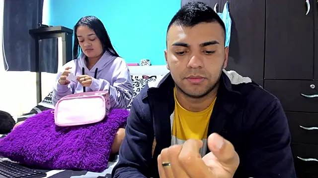 Snapshot of 2ScarletandRyan8 chatting on October 1, 11:49 am 2ScarletandRyan8 online show from October 1, 11:49 am