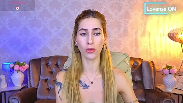 Sexy Lava online show from November 6, 6:58 am