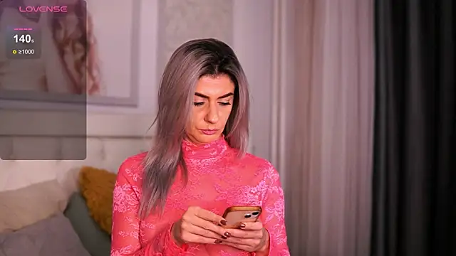 Adelyn Chase online show from October 2, 9:05 am