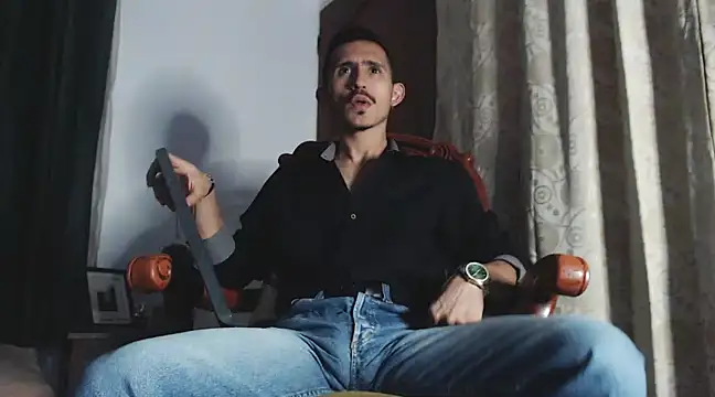 HomeAloneK online show from January 19, 7:47 pm