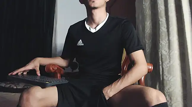 HomeAloneK online show from February 17, 11:09 pm