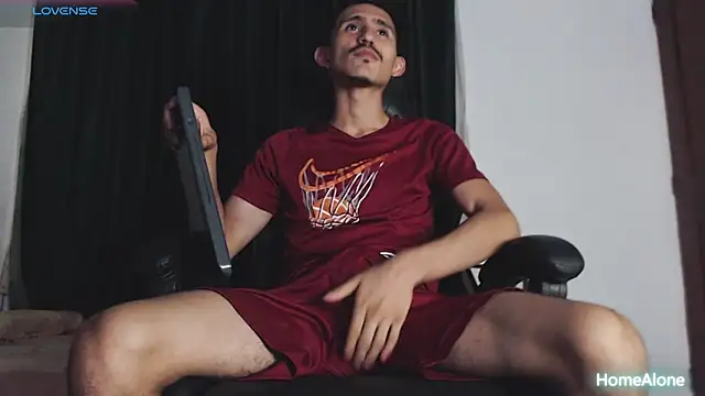 HomeAloneK online show from March 13, 7:17 pm