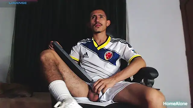 HomeAloneK online show from March 14, 10:49 pm