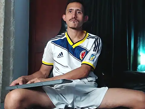 HomeAloneK online show from September 11, 7:58 pm