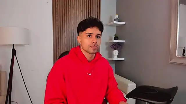 Snapshot of liam_collins21 chatting on February 22, 11:13 am liam collins21 online show from February 22, 11:13 am