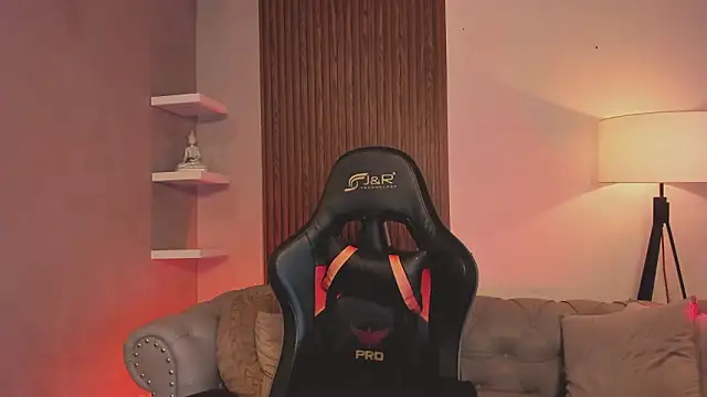 Snapshot of liam_collins21 chatting on January 16, 12:09 pm liam collins21 online show from January 16, 12:09 pm