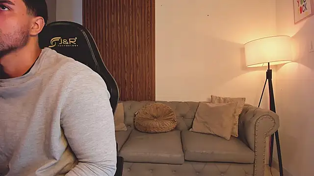 liam collins21 online show from March 15, 11:38 am