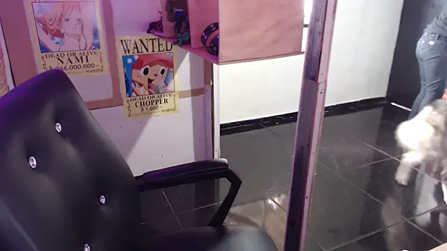 Snapshot of Paulita_x3 chatting on February 27, 2:43 pm Paulita x3 online show from February 27, 2:43 pm