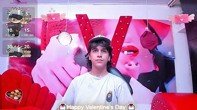 alex 477 online show from February 14, 2:33 pm