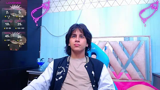 alex 477 online show from March 3, 5:39 pm