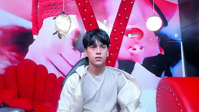 alex 477 online show from October 6, 11:40 am