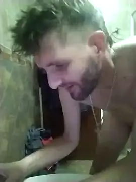 Snapshot of Nawtyslaveteen chatting on December 18, 2:28 am Nawtyslaveteen online show from December 18, 2:28 am