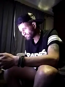 Nawtyslaveteen online show from April 8, 9:26 pm