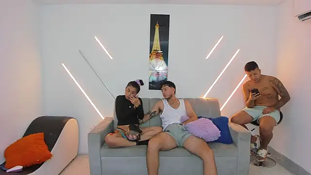 Snapshot of brutal_sex_room2 chatting on November 30, 2:54 pm brutal sex room2 online show from November 30, 2:54 pm