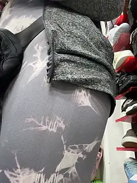 kim monti online show from December 29, 12:09 am