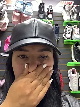 kim monti online show from December 31, 2:19 am