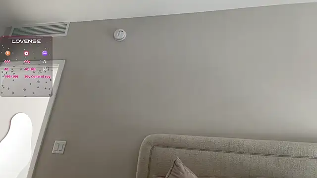 xoxoxjenn online show from January 18, 6:44 pm