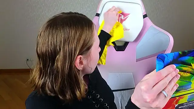 Cowell Adelina online show from March 7, 9:17 am