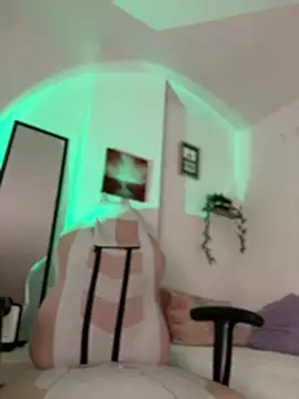 Alessiasex  online show from February 1, 7:44 pm